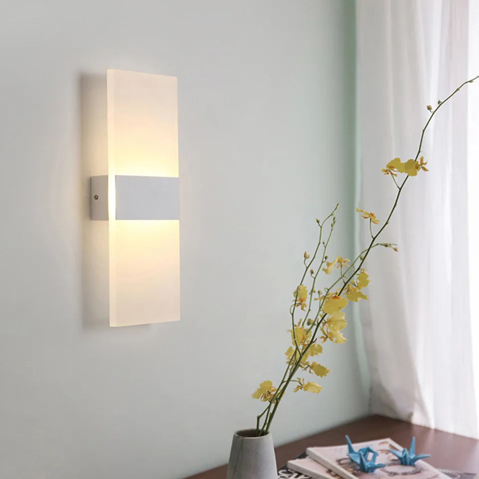 USB Elegant Wall Lamp